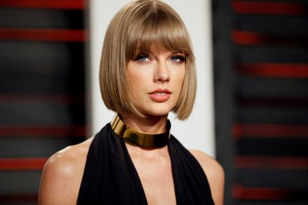 Swift is highest paid celeb: Forbes