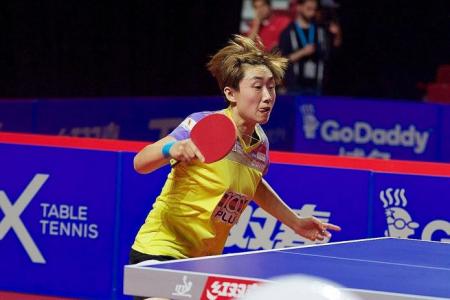 Paddler Feng into last eight at World Cup