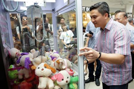 Charity uses claw machines to raise funds