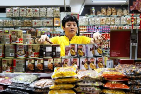 Sellers worry about high cost price of CNY food