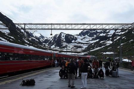Rail&#039;s the way through Norway