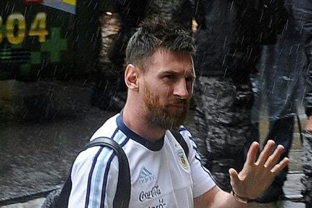 Argentina cry foul over Messi ban