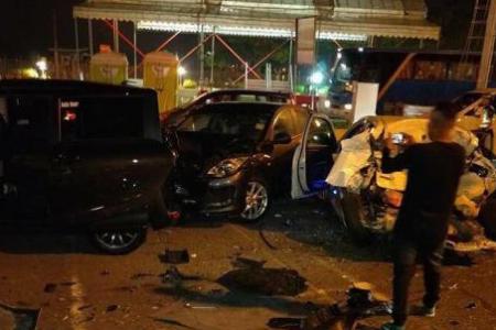 Bus, five cars in Woodlands Checkpoint accident