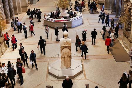 Metropolitan Museum mulls setting fixed admission fee