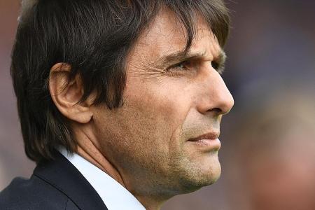 Conte urges Chelsea to go for the kill