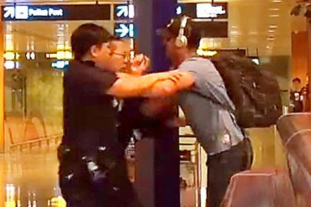 Australian who tussled with policemen at Changi Airport to remain in remand