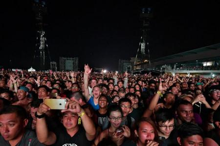  Guns N’ Roses’ concert at Changi Exhibition Centre 