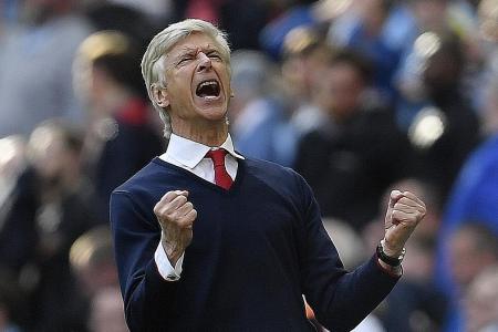 Stop being a dictator, Wenger