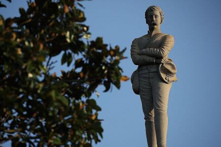 Majority in US poll want to keep Confederate monuments
