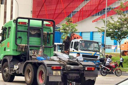 Motorcyclist killed in accident with prime mover in Jurong