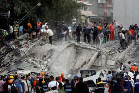 Over 140 killed in powerful Mexico quake