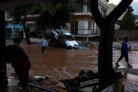 At least 16 die in Greece floods