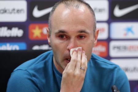 Departing Iniesta praised by Zidane, Guardiola, Lopetegui