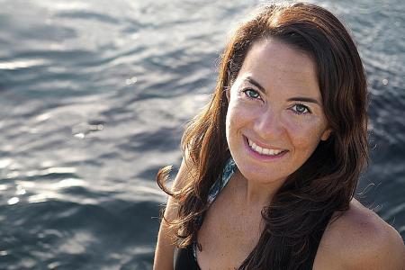 Record-breaking free-diver leads guests on ocean adventures 