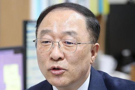 S Korea’s incoming finance minister says economy losing momentum