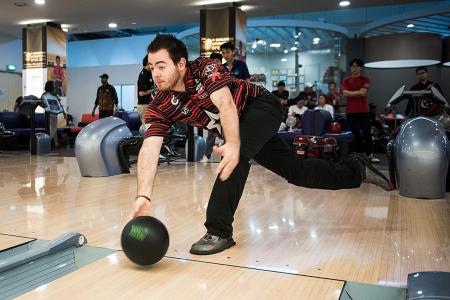 Singapore Bowling Federation launches plan for two-handed bowling