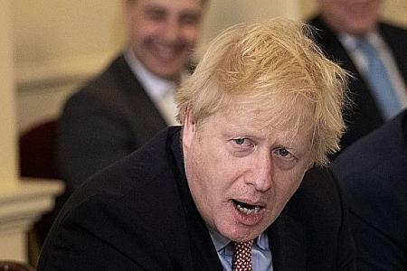 PM Johnson uses UK law to demand EU trade deal by end of 2020