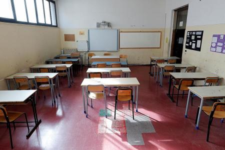 Coronavirus: Some 300 million students affected by school closures