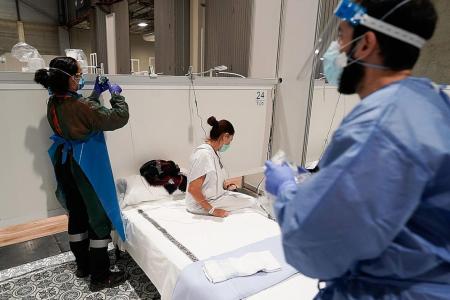 Global lockdown tightens as virus deaths mount