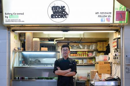 Bengs who care: Young hawkers serve up free meals for the needy