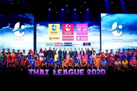 Thai league proposes 50% pay cut for players, officials
