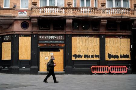 Pubs, restaurants, hotels to reopen in England early July