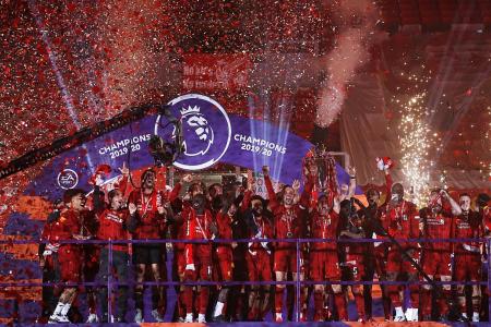Reds fans relieved they got to watch team lift EPL trophy on StarHub