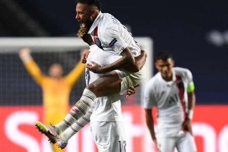 PSG reach Champions League semi-finals after last-gasp win over Atalanta