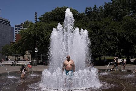 Eateries closed, air-cons sold out as heatwave blisters US North-west