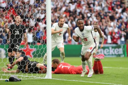 Euro 2020: England reach q-finals after 2-0 win over Germany