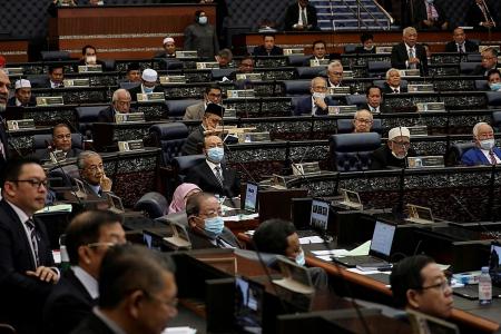 Malaysian MPs agree not to dissolve Parliament before end-July 2022