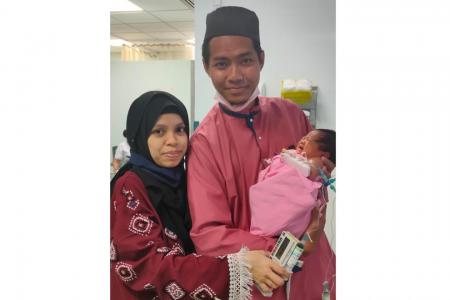 Driver hailed as woman delivers baby in private-hire vehicle