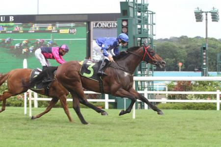 Real Efecto outstays rivals