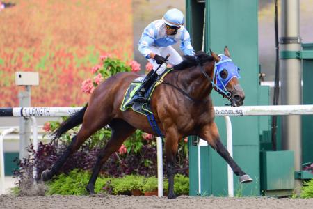 Kranji first for Akmazani