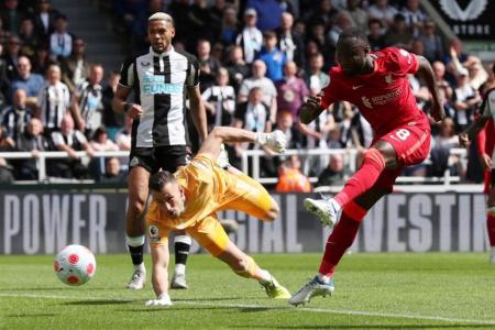 Liverpool keep pressure on Man City with 1-0 win at Newcastle