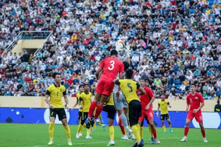 Nazri Nasir apologises to fans as Young Lions on verge of early SEA Games exit