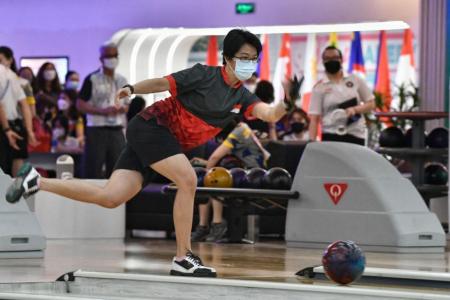 Singapore bowler Cherie Tan reclaims women's singles gold medal