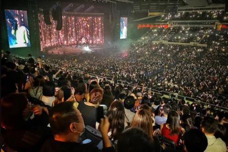 Fans pack Indoor Stadium to enjoy A-lin concert