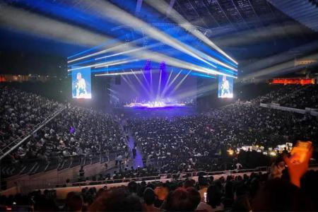 Fans pack Indoor Stadium to enjoy A-lin concert