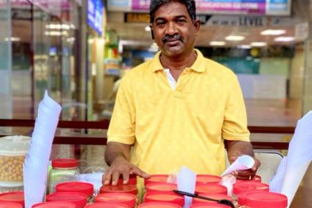 Selegie kacang puteh stall survives pandemic downturn