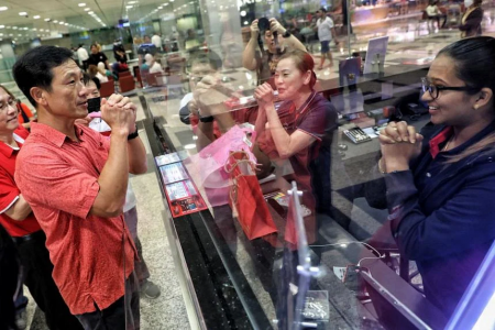 Taxi, private hire drivers and Changi Airport staff receive thanks on first day of CNY