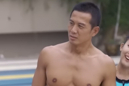 Qi Yuwu says baring his chest on show wasn't to 'show off'