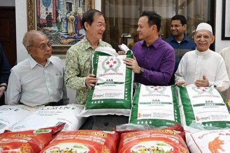 Singapore Buddhist Lodge donates 30,000kg rice for Ramadan