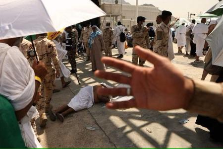 Loved ones search for missing pilgrims after haj heat deaths