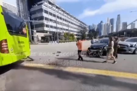 Two injured in accident near Suntec City