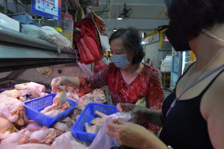 Fresh Malaysia chicken fly off shelves despite higher prices