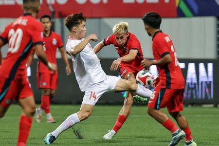 Singapore lose 2-0 to Vietnam after VAR mayhem