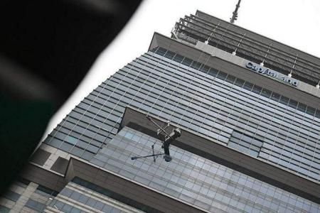 SCDF rescue two workers stranded on gondola at Capital Tower