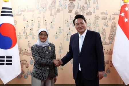 President Halimah suggests more flights between Singapore and S. Korea