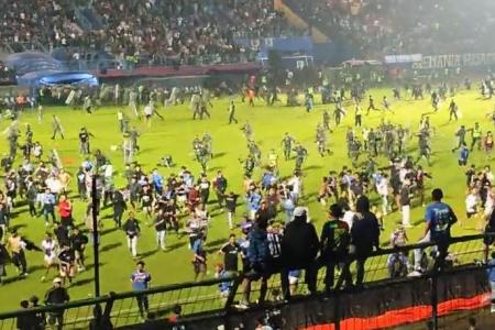 129 people killed in stampede at Indonesia football match